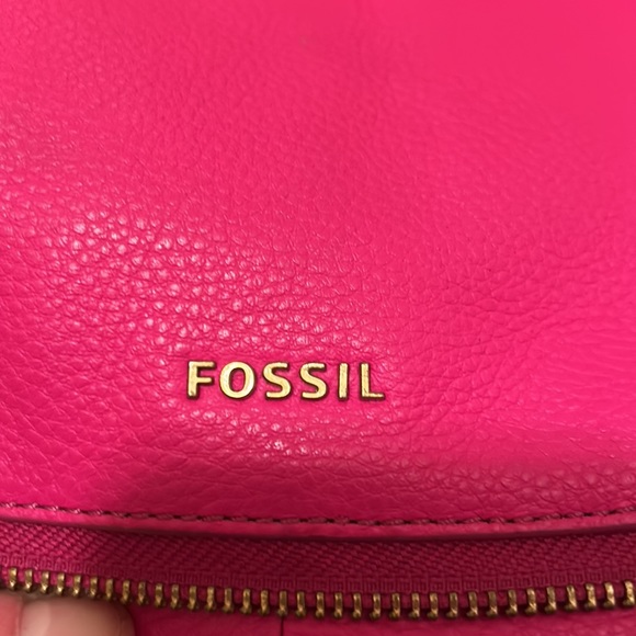 Fossil EUC hot pink crossbody purse with dust bag - Picture 9 of 9